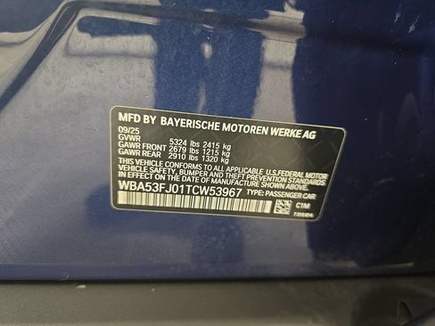 Certified 2026 BMW 530i xDrive w/ Convenience Package AWD/4WD image 31