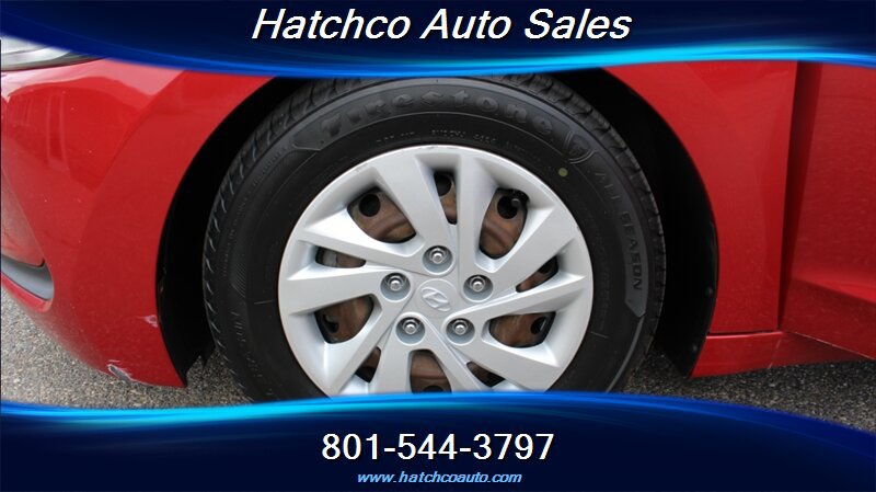 Used 2017 Hyundai Elantra SE FWD image 9