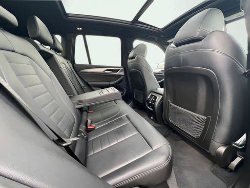 Used 2018 BMW X3 M40i image 24
