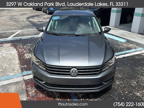 Used 2017 Volkswagen Passat 1.8T S FWD image 4