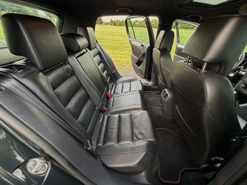 Used 2012 Volkswagen GTI 4-Door FWD image 58