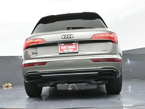 Used 2024 Audi Q5 e Premium Plus w/ Premium Plus Package image 38