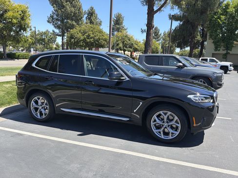 Used 2024 BMW X3 xDrive30i w/ Premium Package AWD/4WD image 12