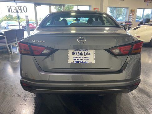 Used 2020 Nissan Altima 2.5 S FWD image 5