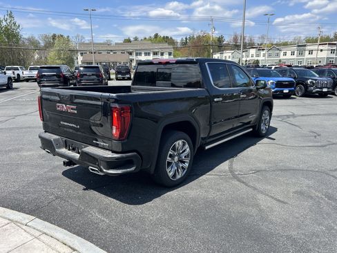 New 2026 GMC Sierra 1500 Denali w/ Denali Reserve Package AWD/4WD image 12