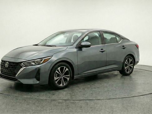 Used 2025 Nissan Sentra SV FWD image 3