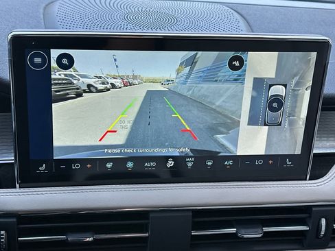 Used 2025 Lincoln Corsair FWD w/ Equipment Group 101A image 21