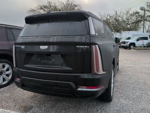 New 2026 Cadillac Escalade IQL Sport 2 w/ LPO, ONYX Package image 4