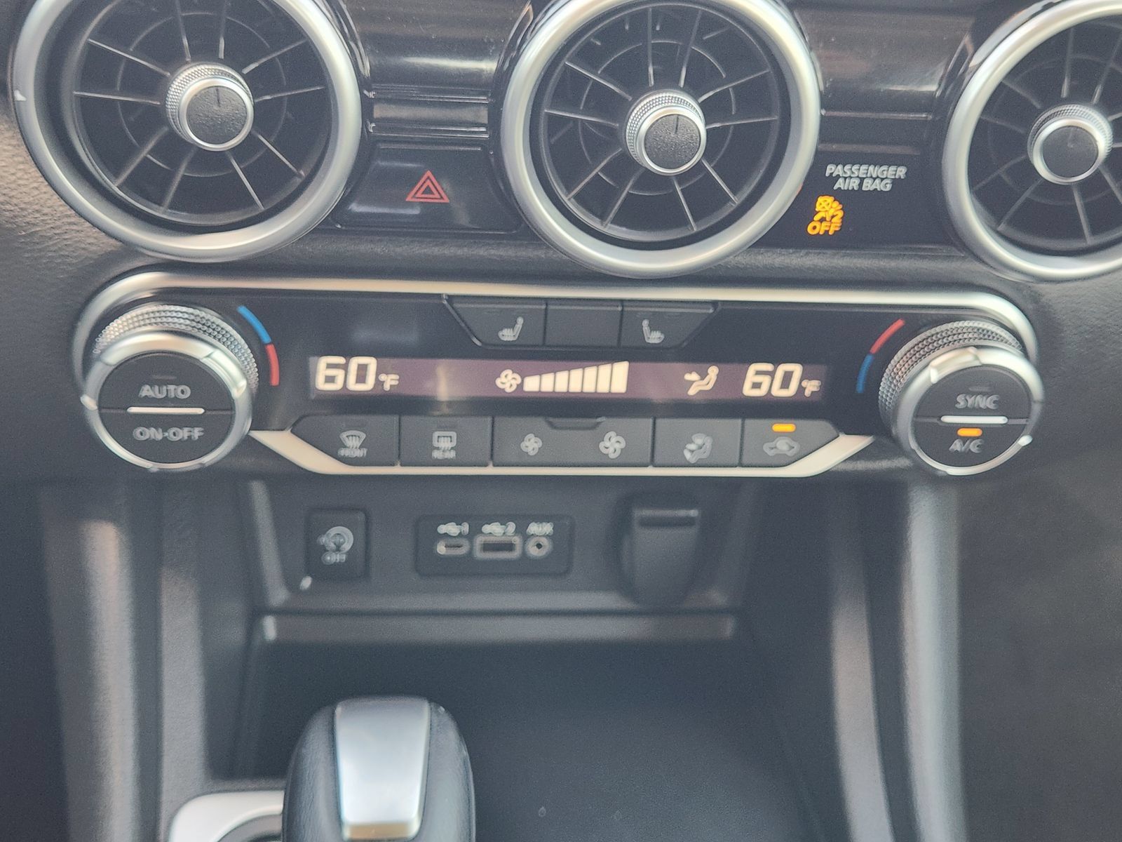 Used 2024 Nissan Sentra SR FWD image 18