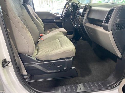 Used 2019 Ford F150 XLT w/ Equipment Group 302A Luxury AWD/4WD image 19