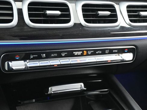 Used 2022 Mercedes-Benz GLS 450 GLS 450 image 15