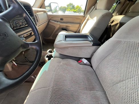 Used 2002 Chevrolet Silverado 2500 LS w/ Electrical Convenience Pkg RWD image 43