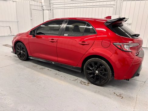 Used 2021 Toyota Corolla SE w/ Special Edition FWD image 10