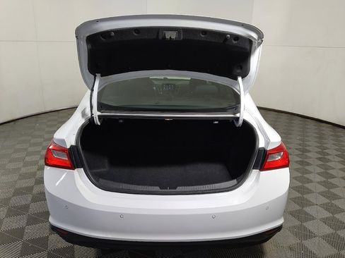 Used 2024 Chevrolet Malibu LT FWD image 29