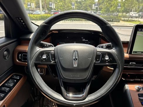 Used 2020 Lincoln Aviator Reserve RWD image 48