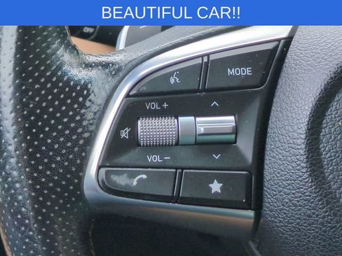 Used 2022 Genesis G70 3.3T AWD/4WD image 19