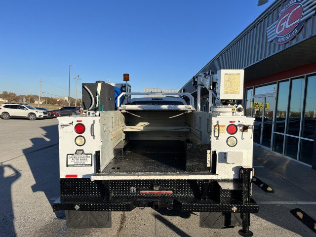 Used 2012 Ford F550 2WD Regular Cab Super Duty w/ Payload Upgrade Pkg image 6