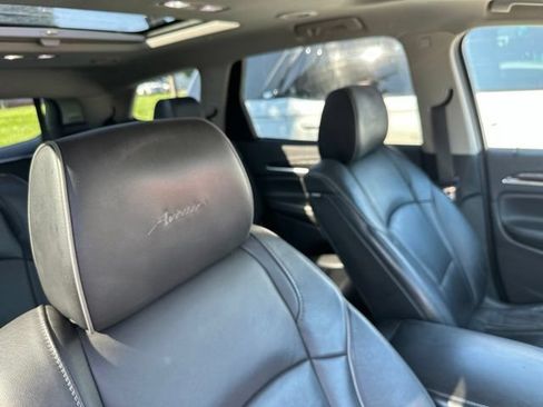 Used 2019 Buick Enclave Avenir w/ Avenir Technology Package AWD/4WD image 18