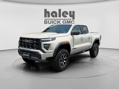 New 2026 GMC Canyon AT4X w/ LPO, Black Badging Package AWD/4WD image 1