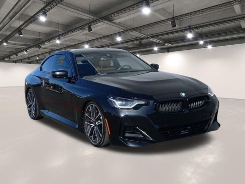 Used 2024 BMW 230i Coupe w/ Premium Package RWD image 2