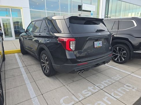 Used 2021 Ford Explorer ST w/ Equipment Group 401A image 4