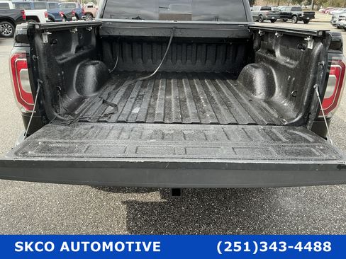 Used 2018 GMC Sierra 1500 SLT w/ SLT Premium Package image 20
