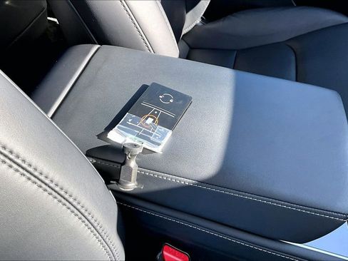 Used 2023 Tesla Model Y Long Range image 16