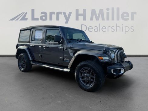 Used 2021 Jeep Wrangler Unlimited Sahara w/ Cold Weather Group image 7