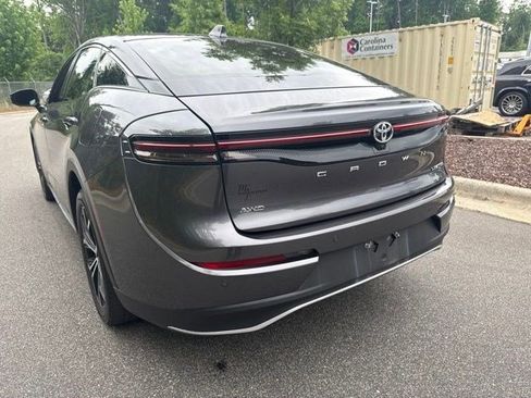 Used 2023 Toyota Crown AWD/4WD image 7
