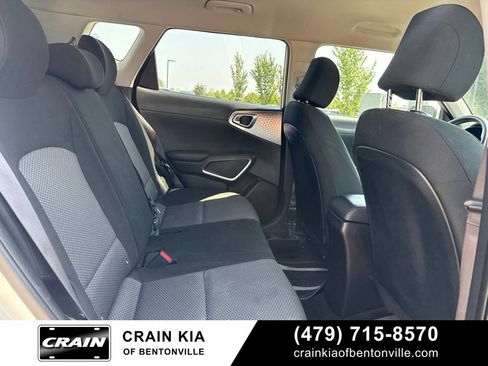 Used 2020 Kia Soul LX FWD image 11