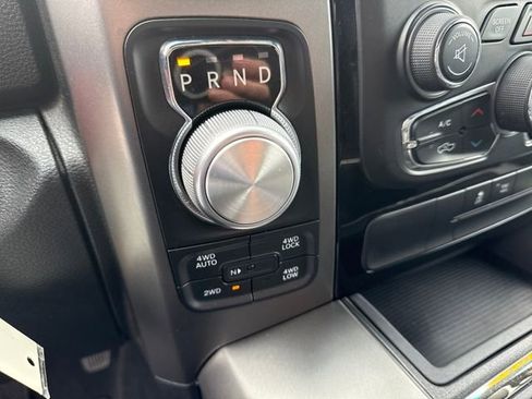 Used 2018 RAM 1500 Sport w/ Sport Premium Group image 27