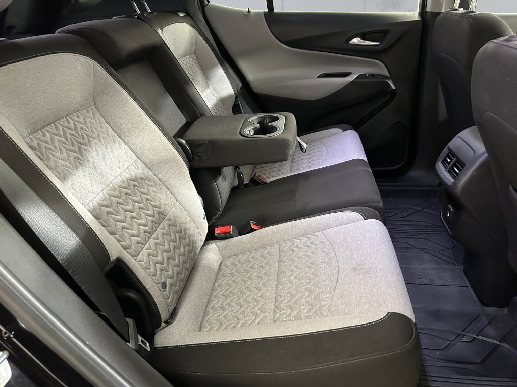 Used 2023 Chevrolet Equinox LS w/ Midnight Edition FWD image 16