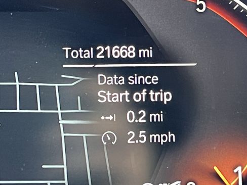 Used 2024 BMW X4 xDrive30i w/ Premium Package image 22