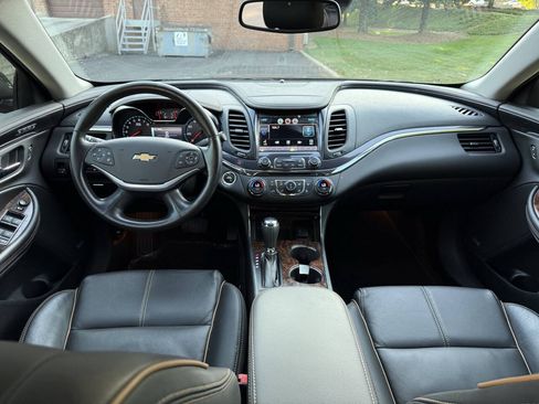 Used 2015 Chevrolet Impala LTZ FWD image 10