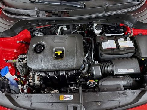 Used 2022 Kia Soul LX w/ Technology Package image 15