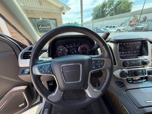 Used 2016 GMC Yukon Denali w/ Open Road Package AWD/4WD image 22
