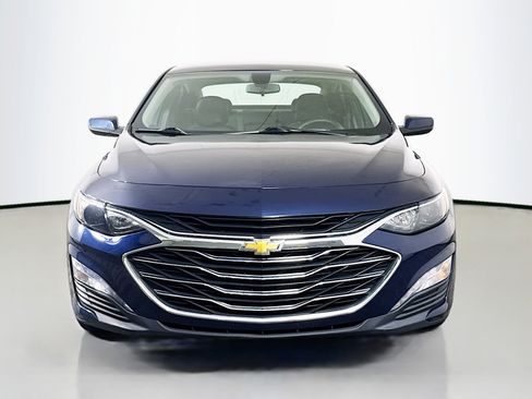 Used 2022 Chevrolet Malibu LT image 2