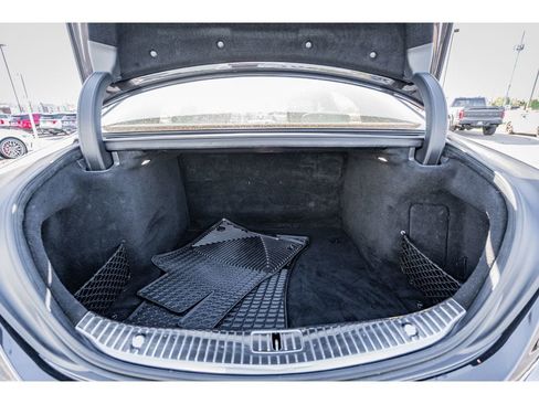 Used 2018 Mercedes-Benz S 560 4MATIC Sedan image 30