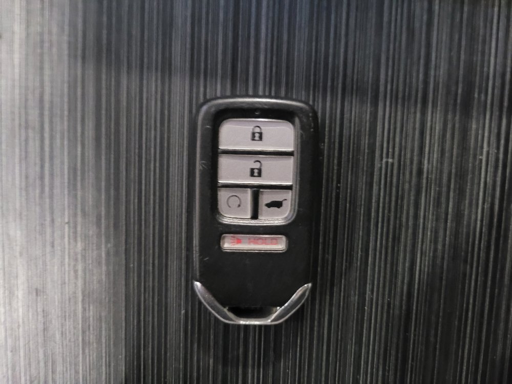 Used 2016 Honda Pilot Elite image 32