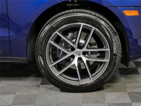 New 2026 Porsche Macan Turbo AWD/4WD image 40