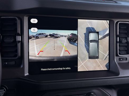 New 2025 Ford Bronco Badlands image 45