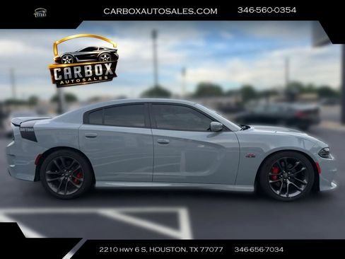 Used 2022 Dodge Charger Scat Pack w/ Daytona Edition Group image 6