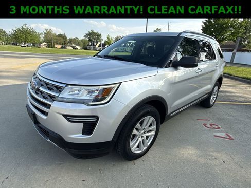 Used 2018 Ford Explorer XLT image 1
