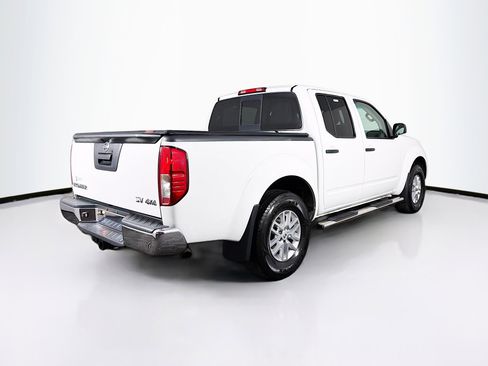 Used 2017 Nissan Frontier SV image 8