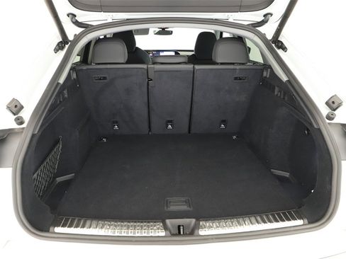 Certified 2025 Audi Q5 Prestige w/ 20" Wheel Package image 29