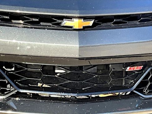 Used 2018 Chevrolet Camaro SS image 12