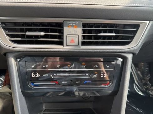 New 2026 Volkswagen Taos SE AWD/4WD image 12