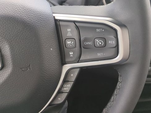 Used 2026 RAM 2500 Big Horn AWD/4WD image 27