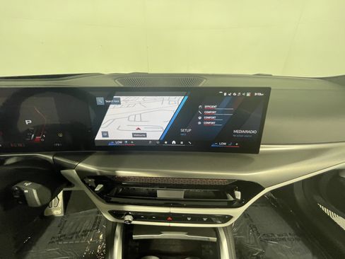 Used 2025 BMW M4 xDrive Competition AWD/4WD image 17