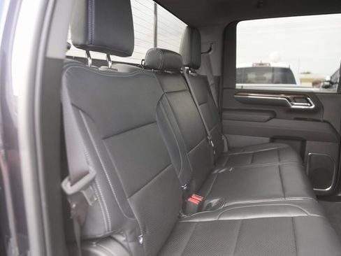 Used 2024 Chevrolet Silverado 2500 LT w/ Convenience Package image 16